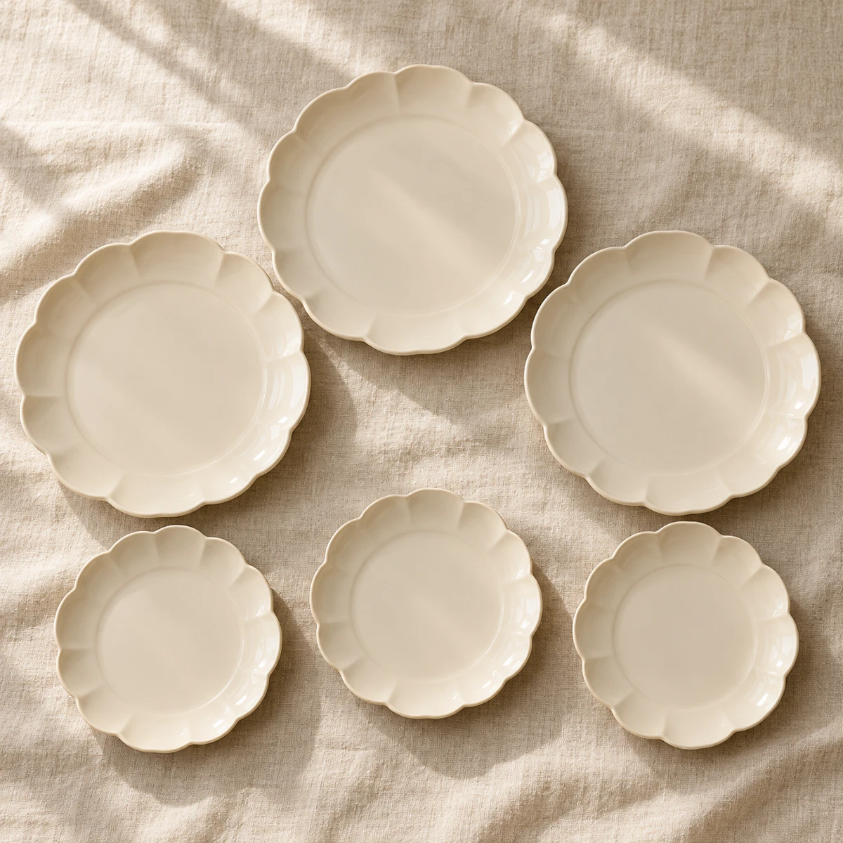 Cream Petal Table Set, Cream, 6 plates